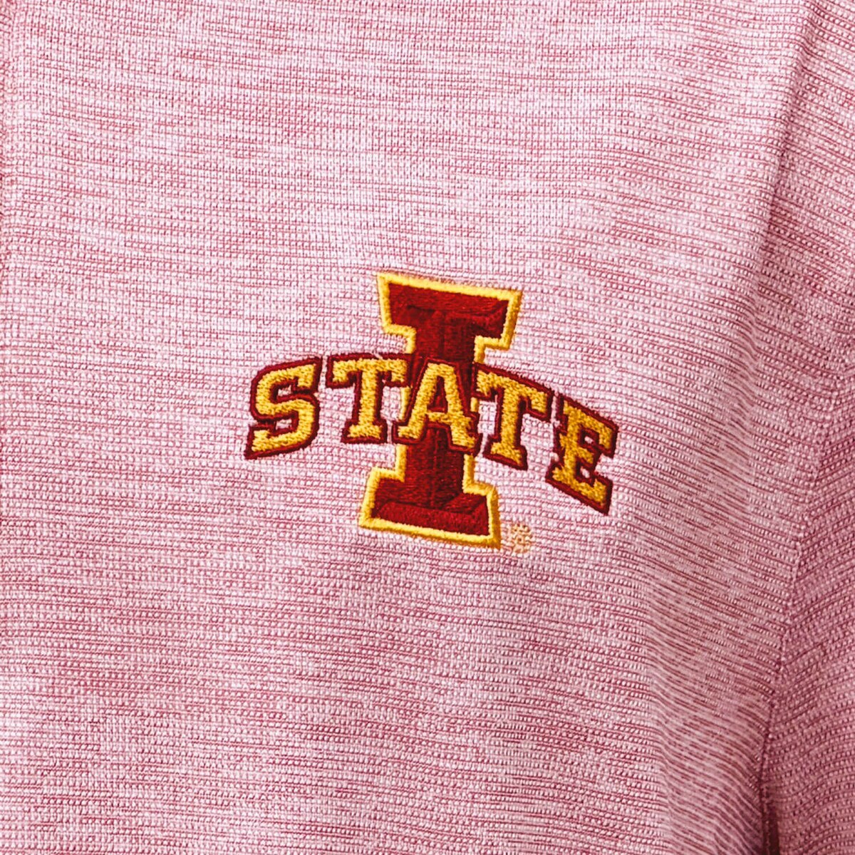 Antigua I-State Cardinal Heather FA26 Quarter Zip design close up
